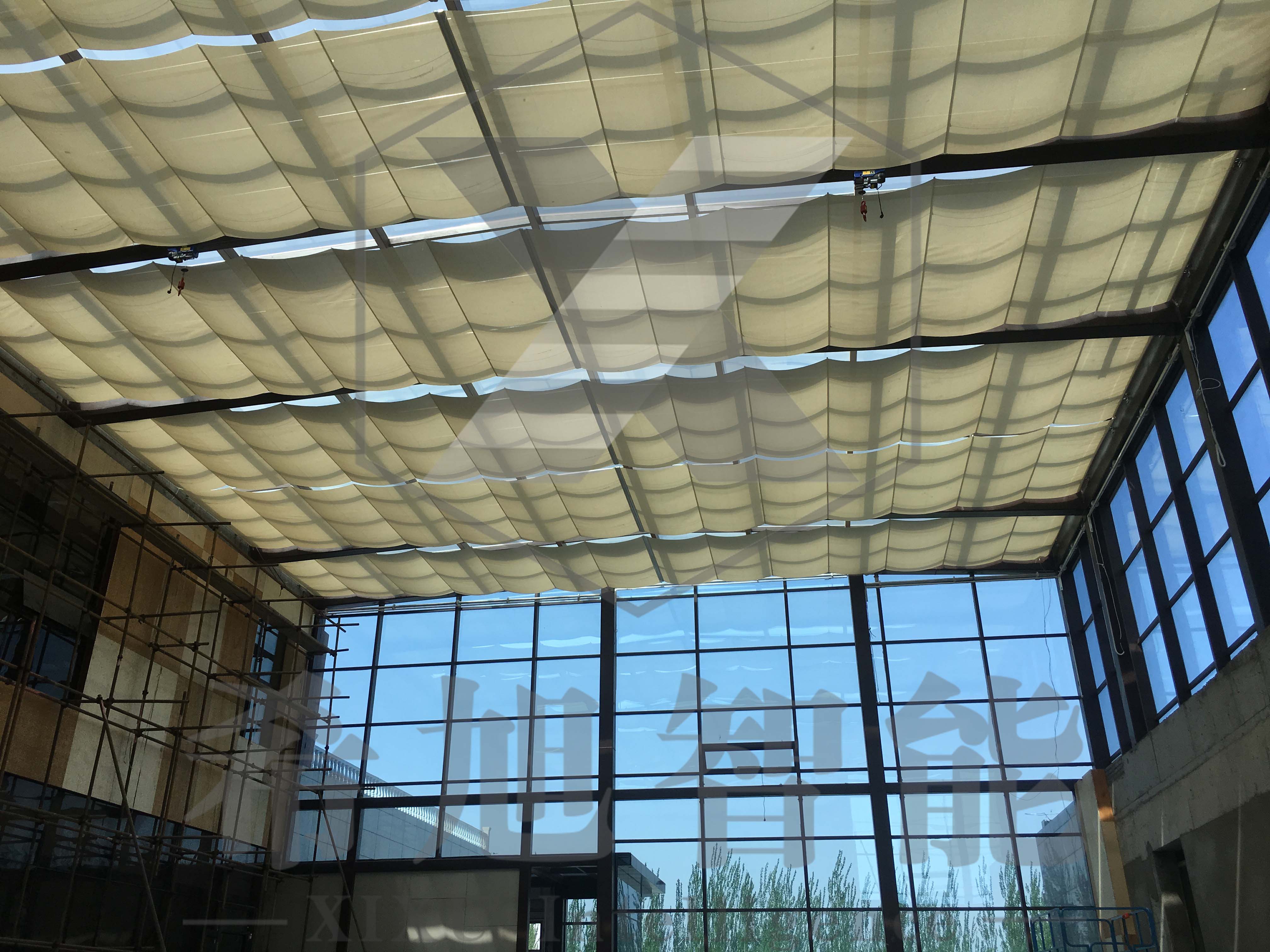 希旭智能內(nèi)蒙古呼和浩特黃河夢(mèng)幻水世界采光頂工程